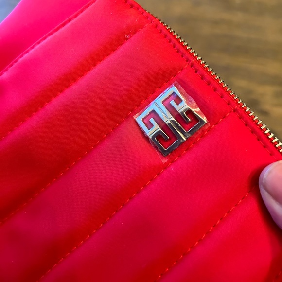 New GIVENCHY Women's Cosmetic Bag Red Silver Zippered Red Satin - Picture 8 of 14